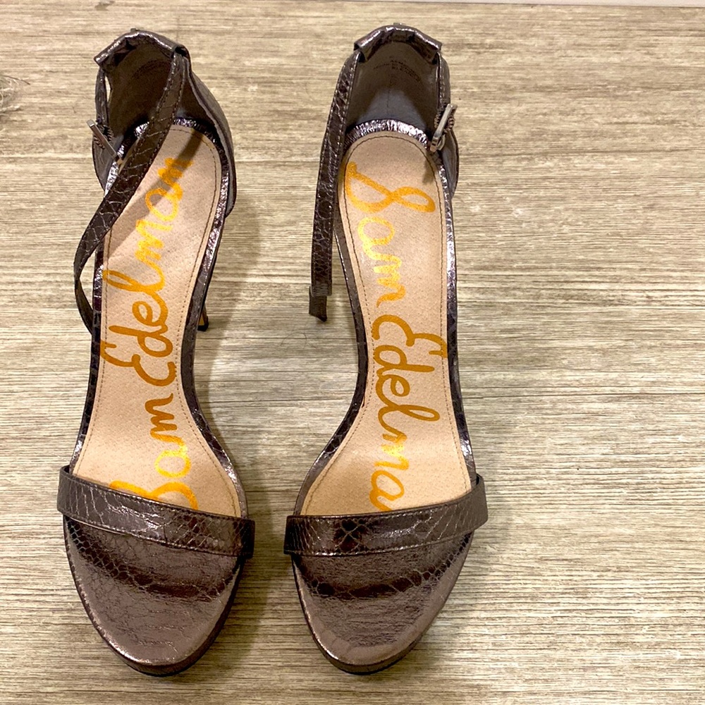 Gray Sam Elderman heel